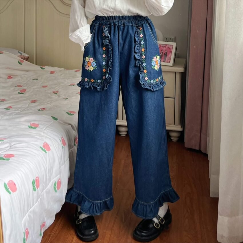 Denim-Flower-Ruffled-Kawaii-Ankle-Pants (2)